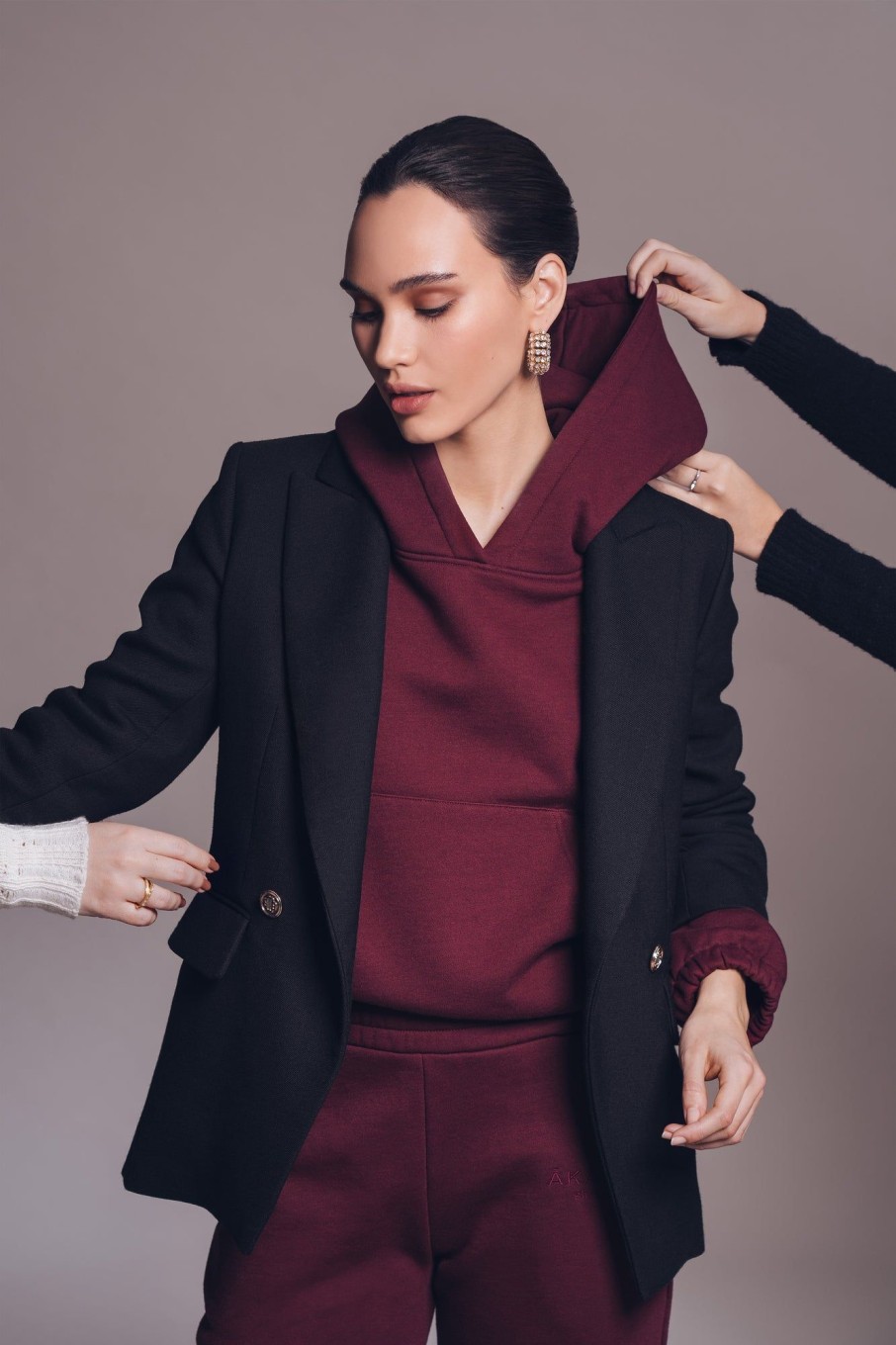 Akala Studio Sweats | Red Wine Sweater