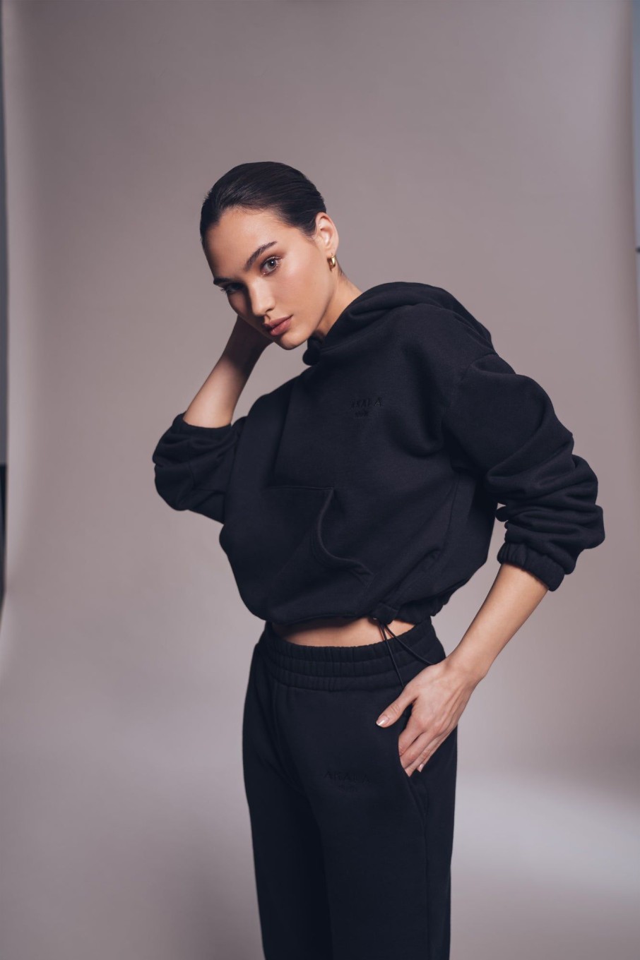 Akala Studio Sweats | Forever Black Set